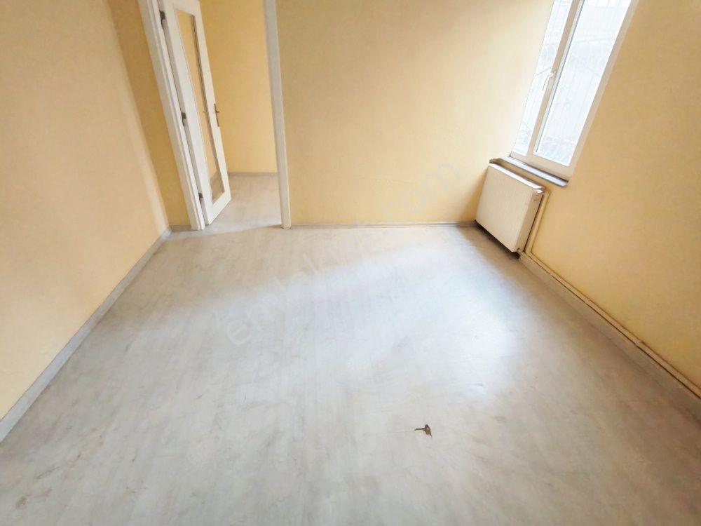 Çorlu Çobançeşme Mustafa Kemal Cd. Servis Yolunda 4+1 135m² Bahçe Katı - Görsel 8
