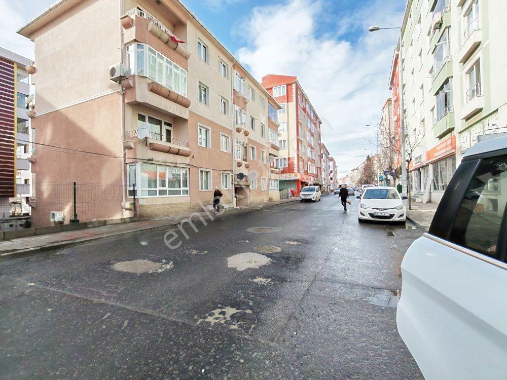 Çorlu Çobançeşme Mustafa Kemal Cd. Servis Yolunda 4+1 135m² Bahçe Katı - Görsel 18