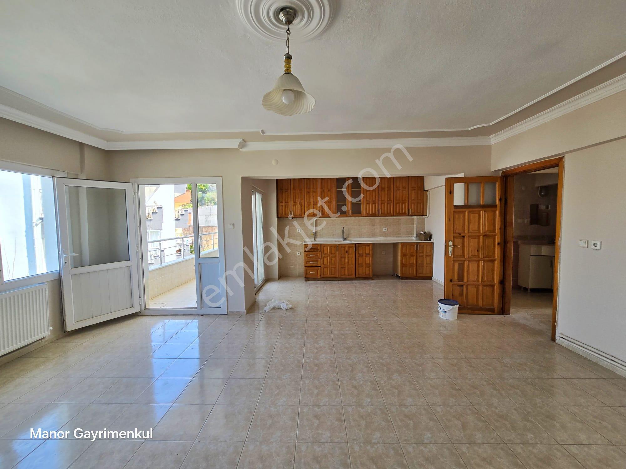 Kuşadası İkiceşmelik'te Güvenlikli Sitede 3+1 Doğalgazlı Daire - Görsel 4