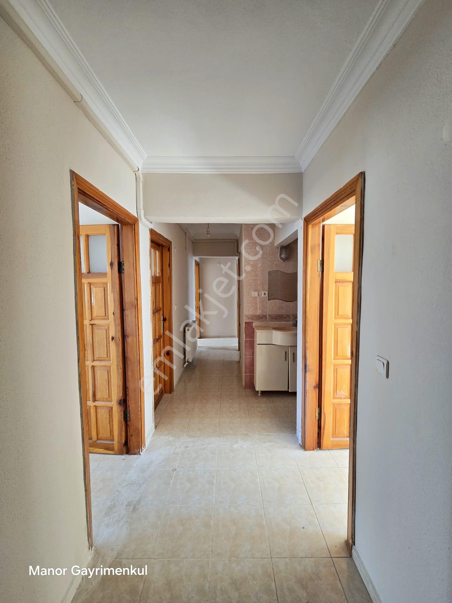 Kuşadası İkiceşmelik'te Güvenlikli Sitede 3+1 Doğalgazlı Daire - Görsel 17