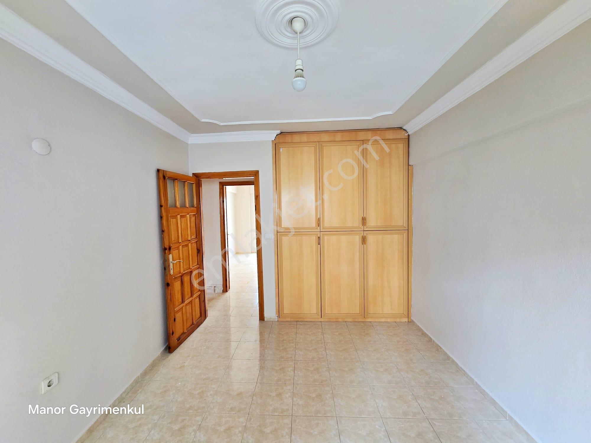 Kuşadası İkiceşmelik'te Güvenlikli Sitede 3+1 Doğalgazlı Daire - Görsel 24