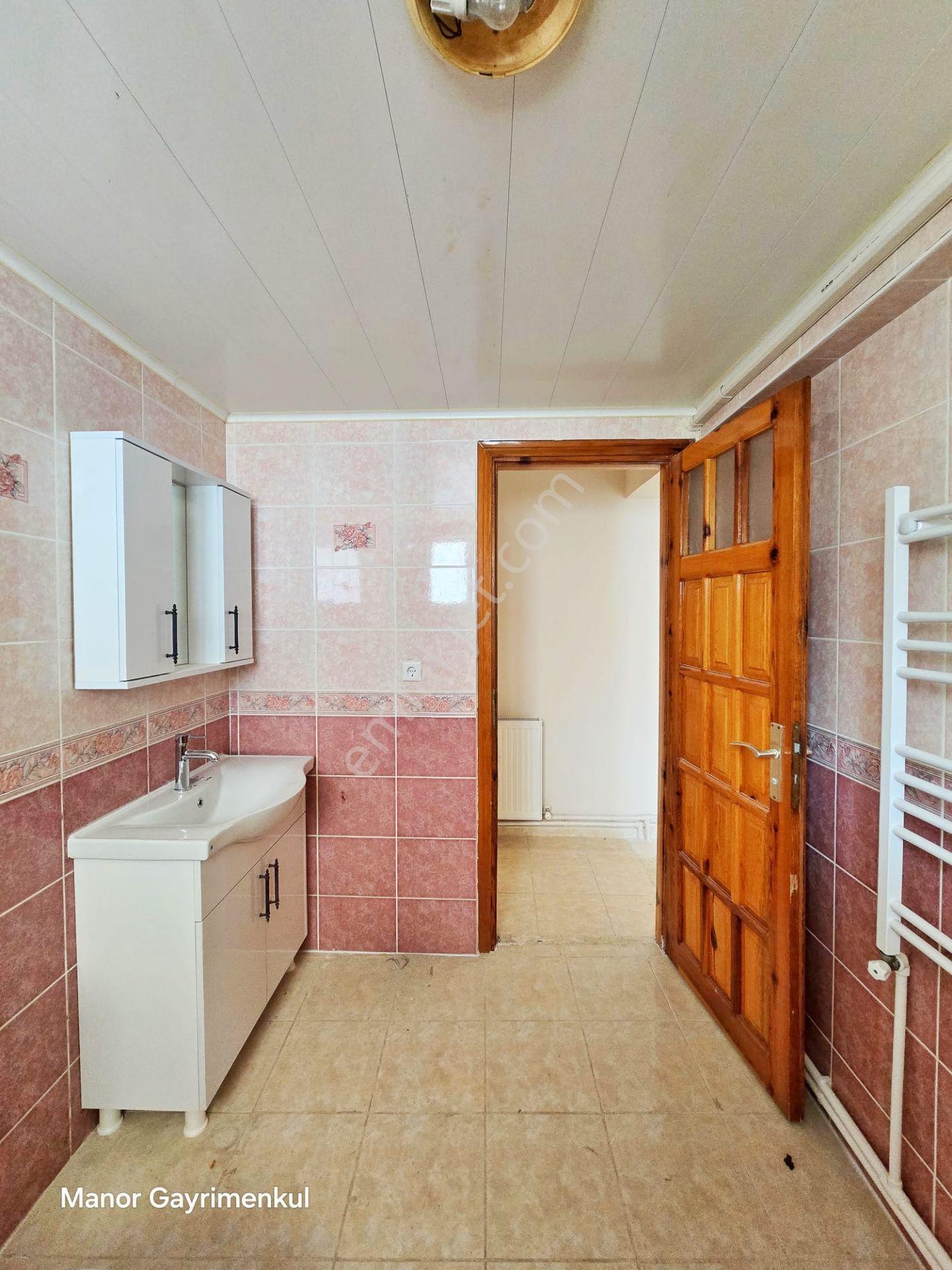Kuşadası İkiceşmelik'te Güvenlikli Sitede 3+1 Doğalgazlı Daire - Görsel 22