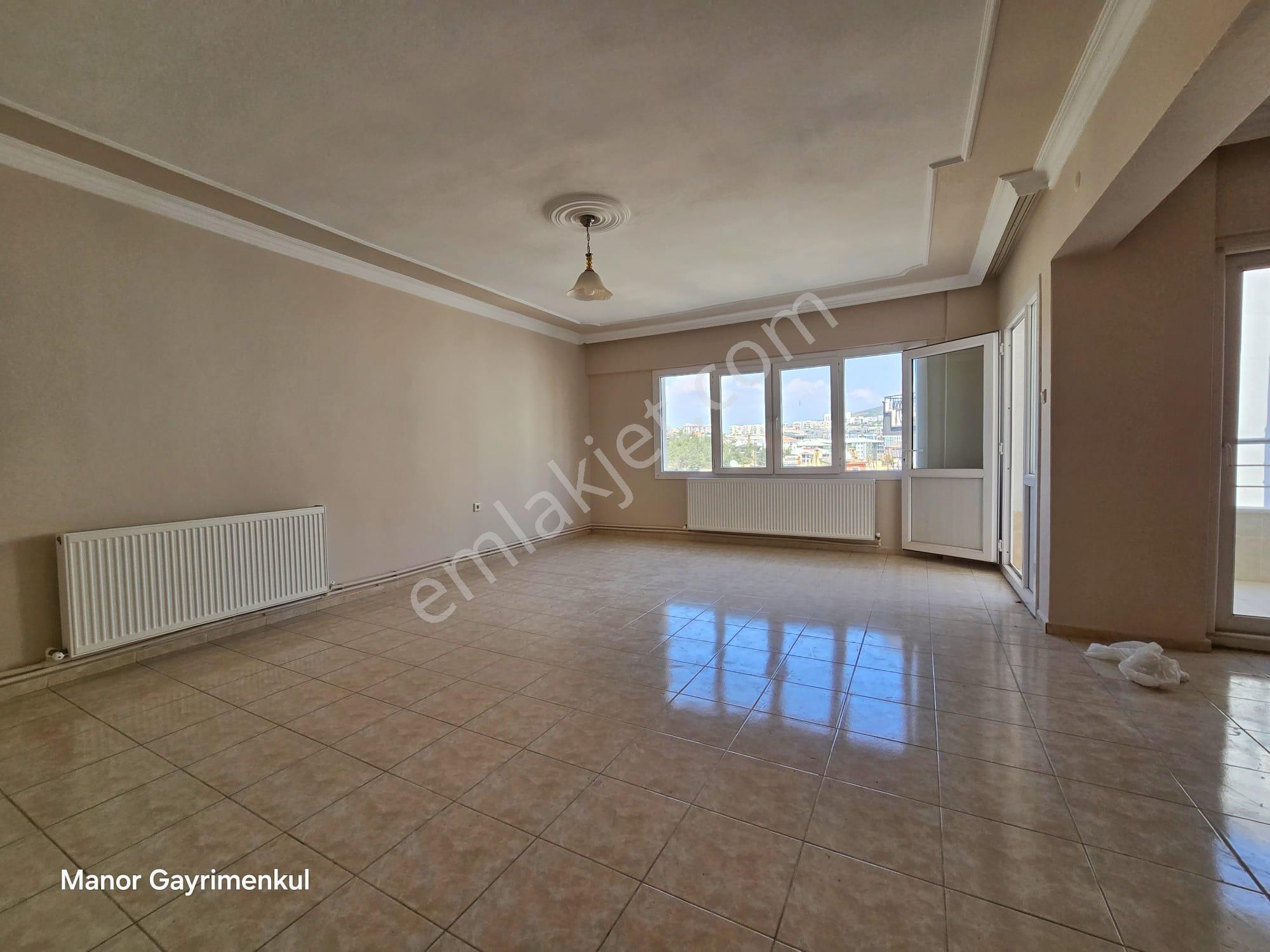 Kuşadası İkiceşmelik'te Güvenlikli Sitede 3+1 Doğalgazlı Daire - Görsel 15