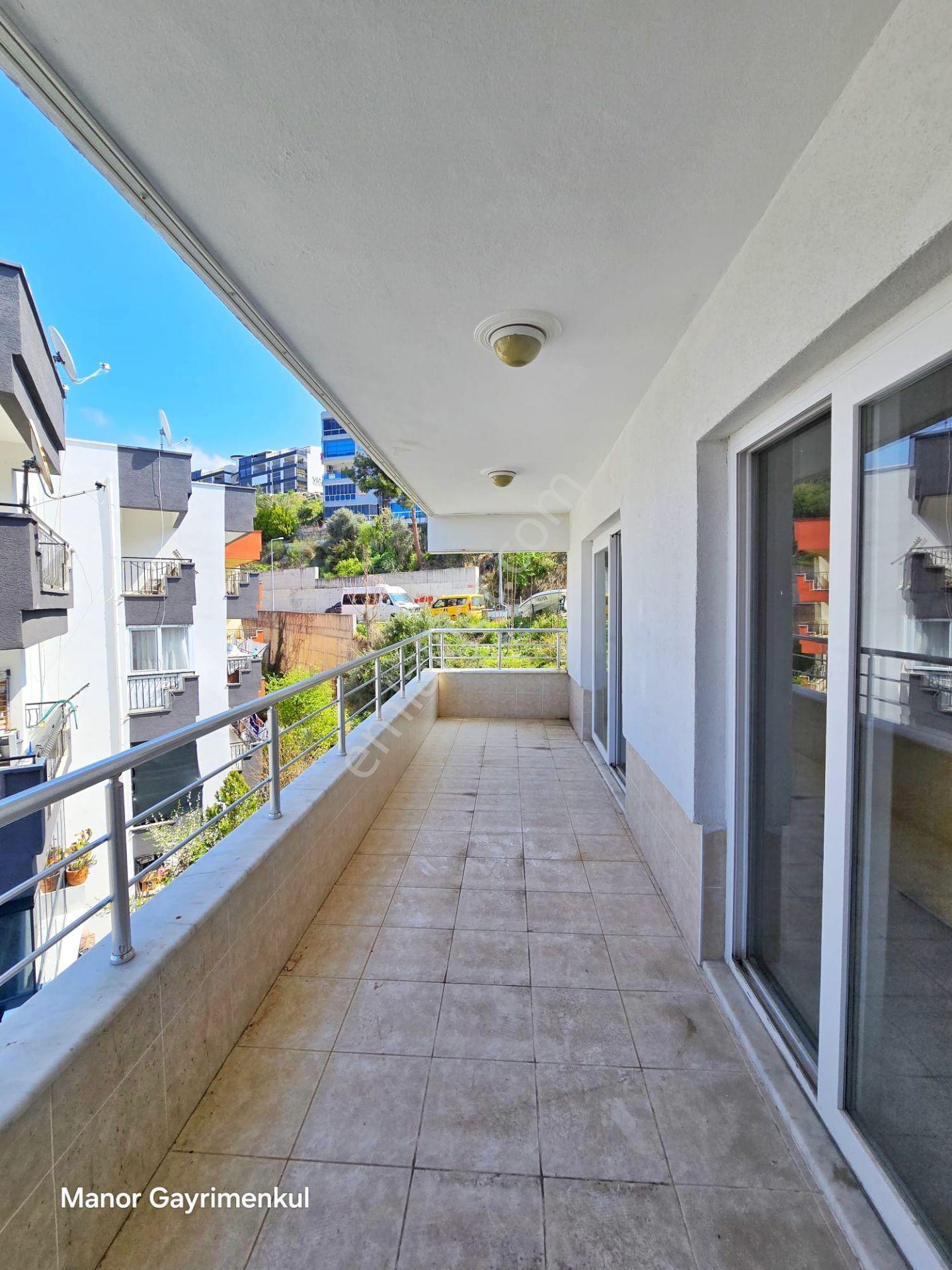 Kuşadası İkiceşmelik'te Güvenlikli Sitede 3+1 Doğalgazlı Daire - Görsel 33