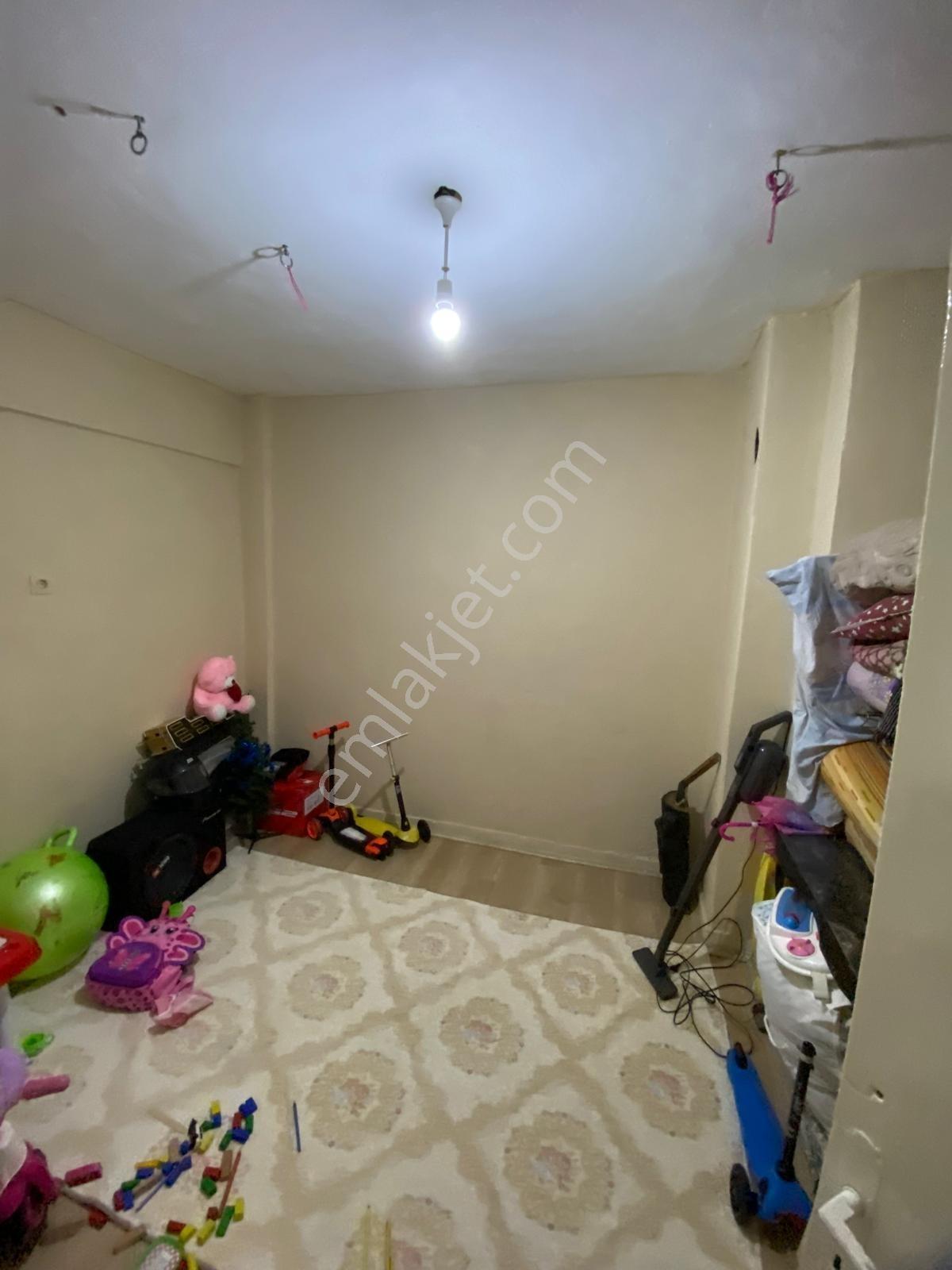Kırkağaç Ptt Sokağı 2+1 100 M2 Doğal Gazlı Satılık Daire - Görsel 8