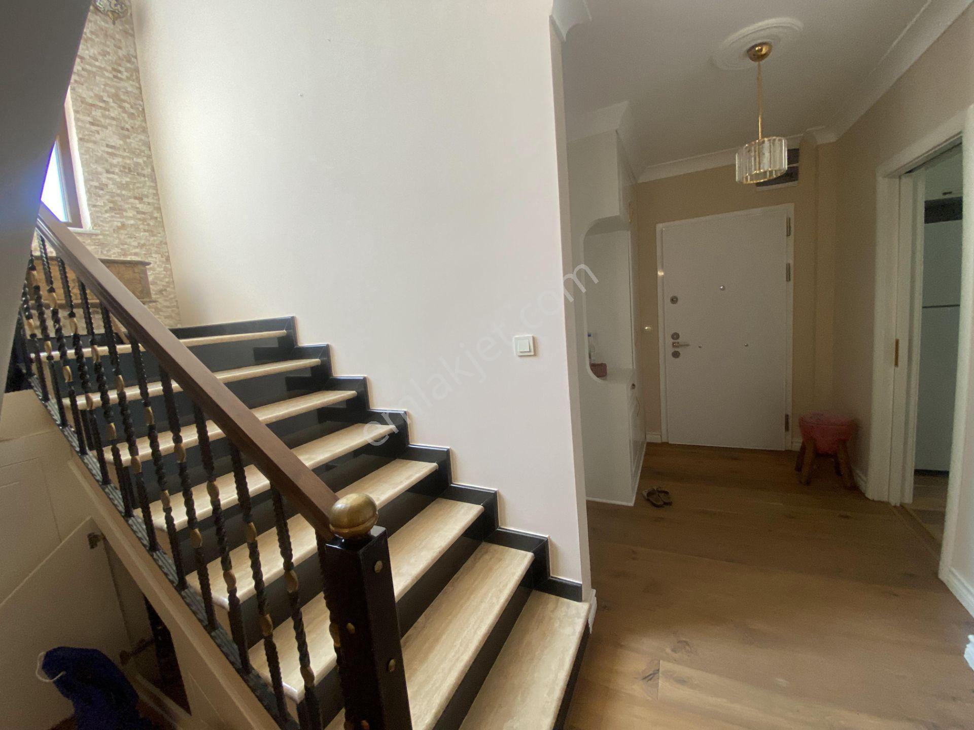Ayvalık Ta Satılık Muhtesem Villa.denize 80 Metre Mesafede - Görsel 20