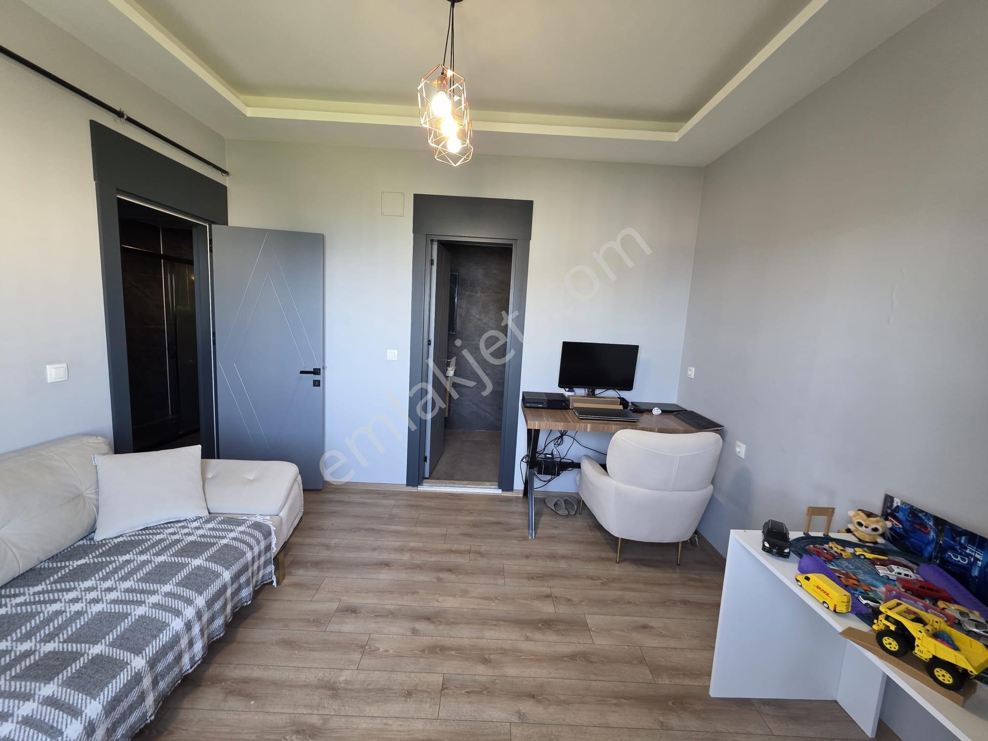 Karınca'dan Tece'de Eşyalı, Deniz Manzaralı Havuzlu Geniş 2+1 Kaçmaz - Görsel 11