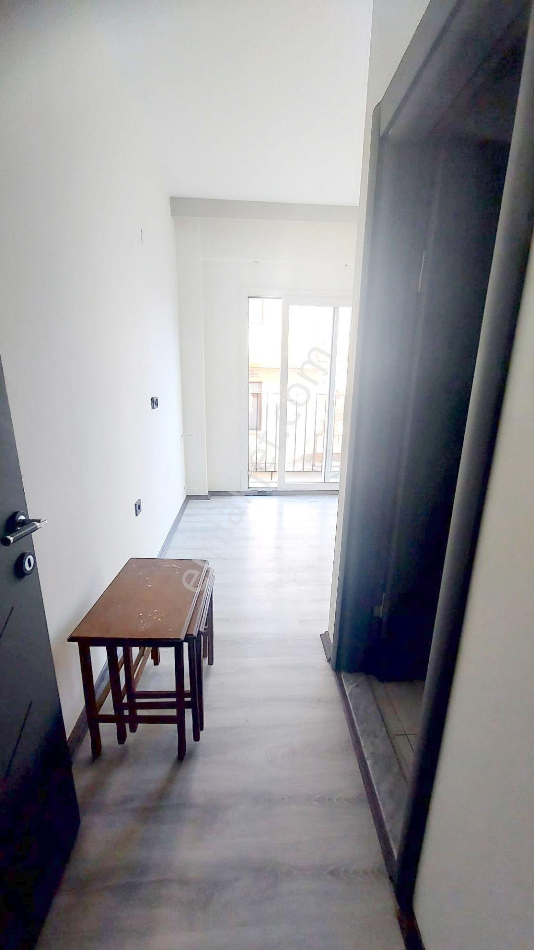Kuşadası'nda Merkeze Yakın Kiralık 3+1 Daire - Görsel 6