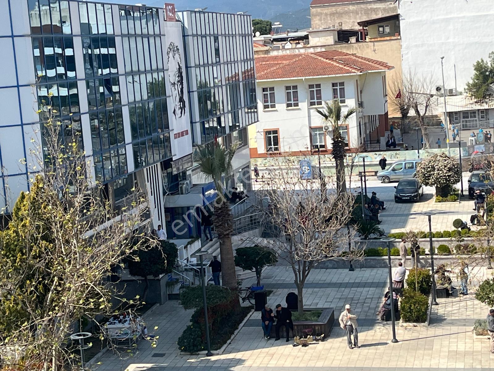 Menderes Turyap'tan Kemalpaşa Mh. Belediye Karşısı Cadde Üzeri - Görsel 2