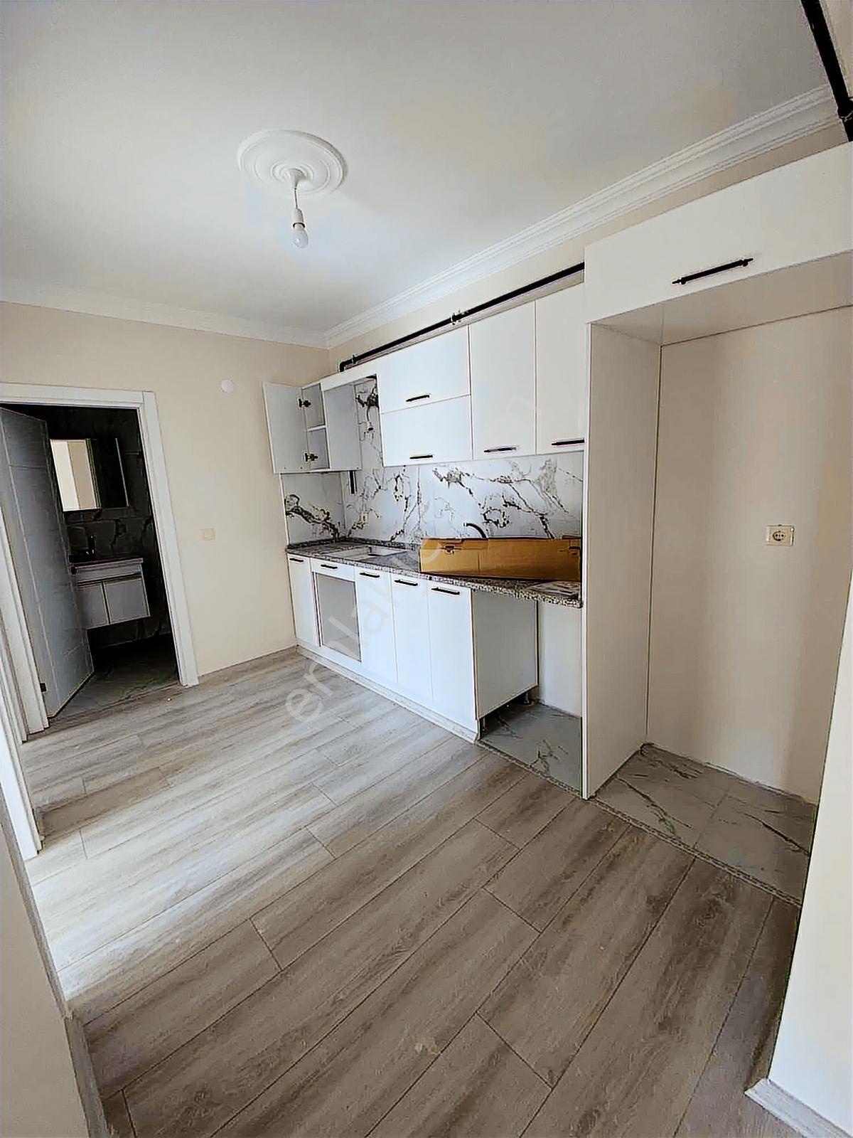 Ege Emlaktan Yekta Baydar Arkası Açık Mutfak 2+1 Kiralık Daire - Görsel 14