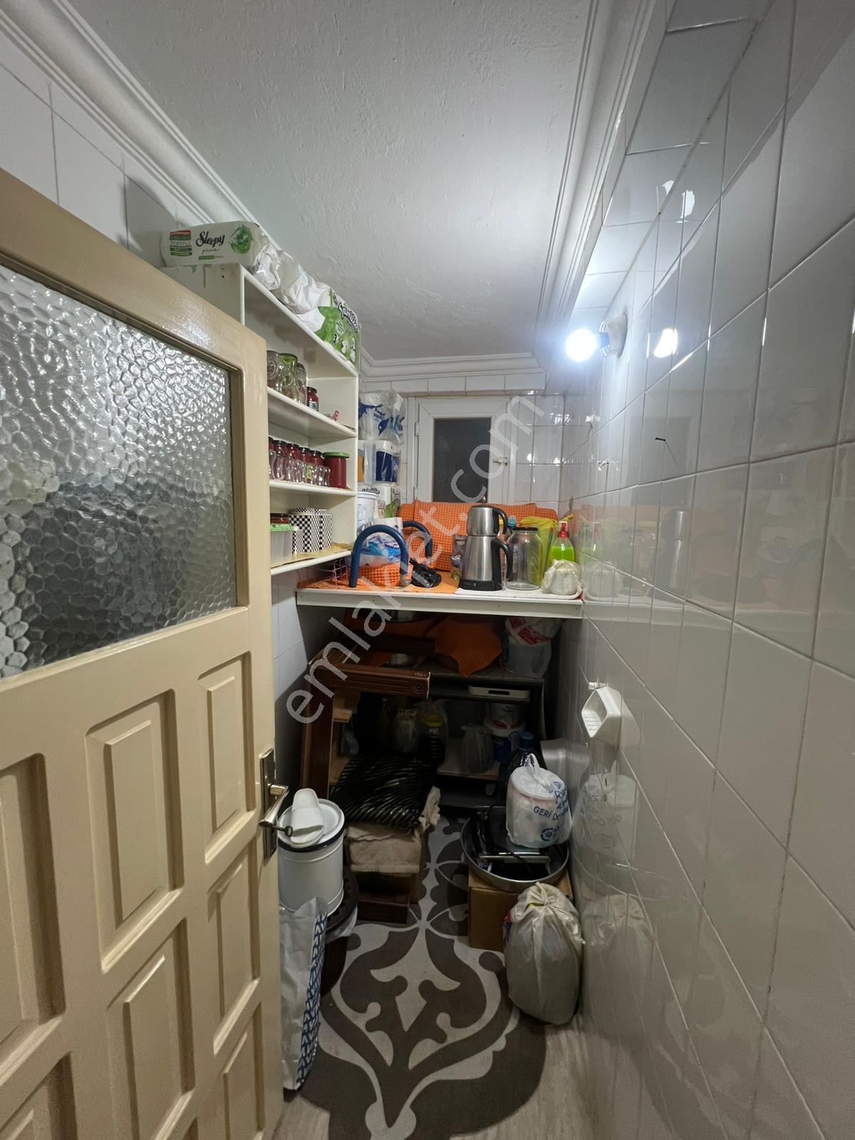 Bergama Gaziosmanpaşa Mah. Semiye Sitesinde 3+1 Satılık Daire - Görsel 13