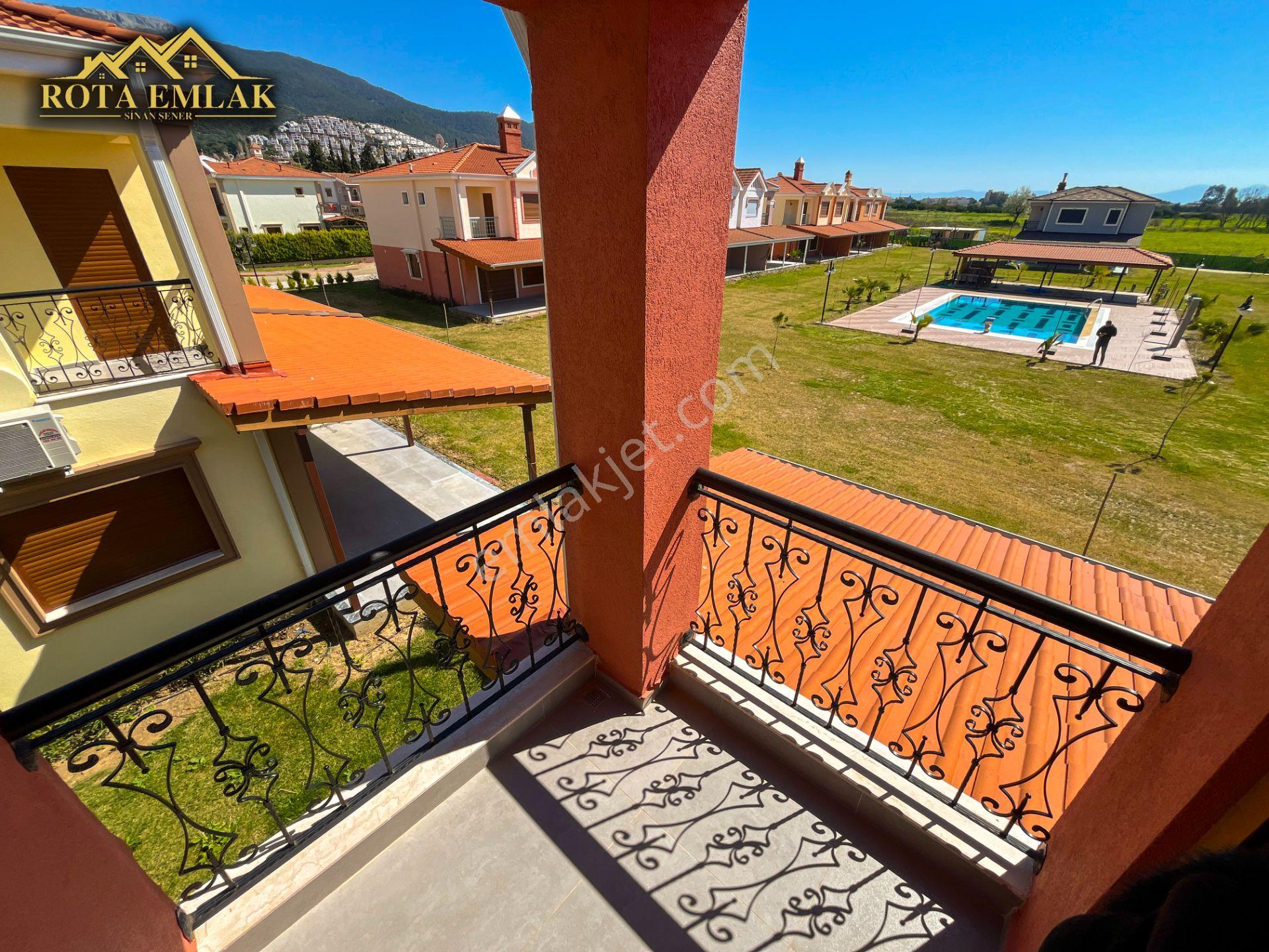 Rota Emlak'tan Gümüldür'de Site İçerisinde 2+1 Satılık Villa - Görsel 16