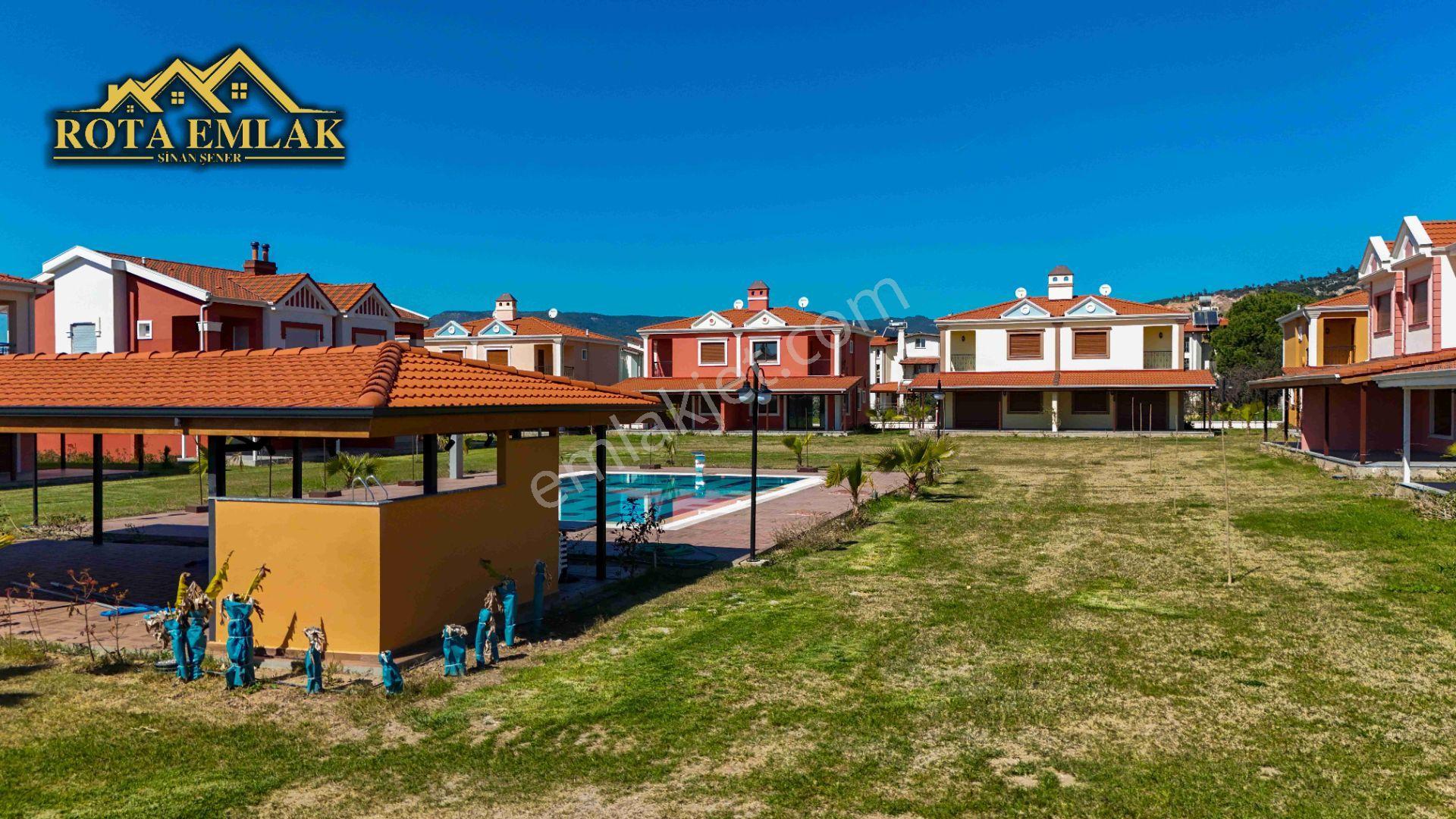 Rota Emlak'tan Gümüldür'de Site İçerisinde 2+1 Satılık Villa - Görsel 28