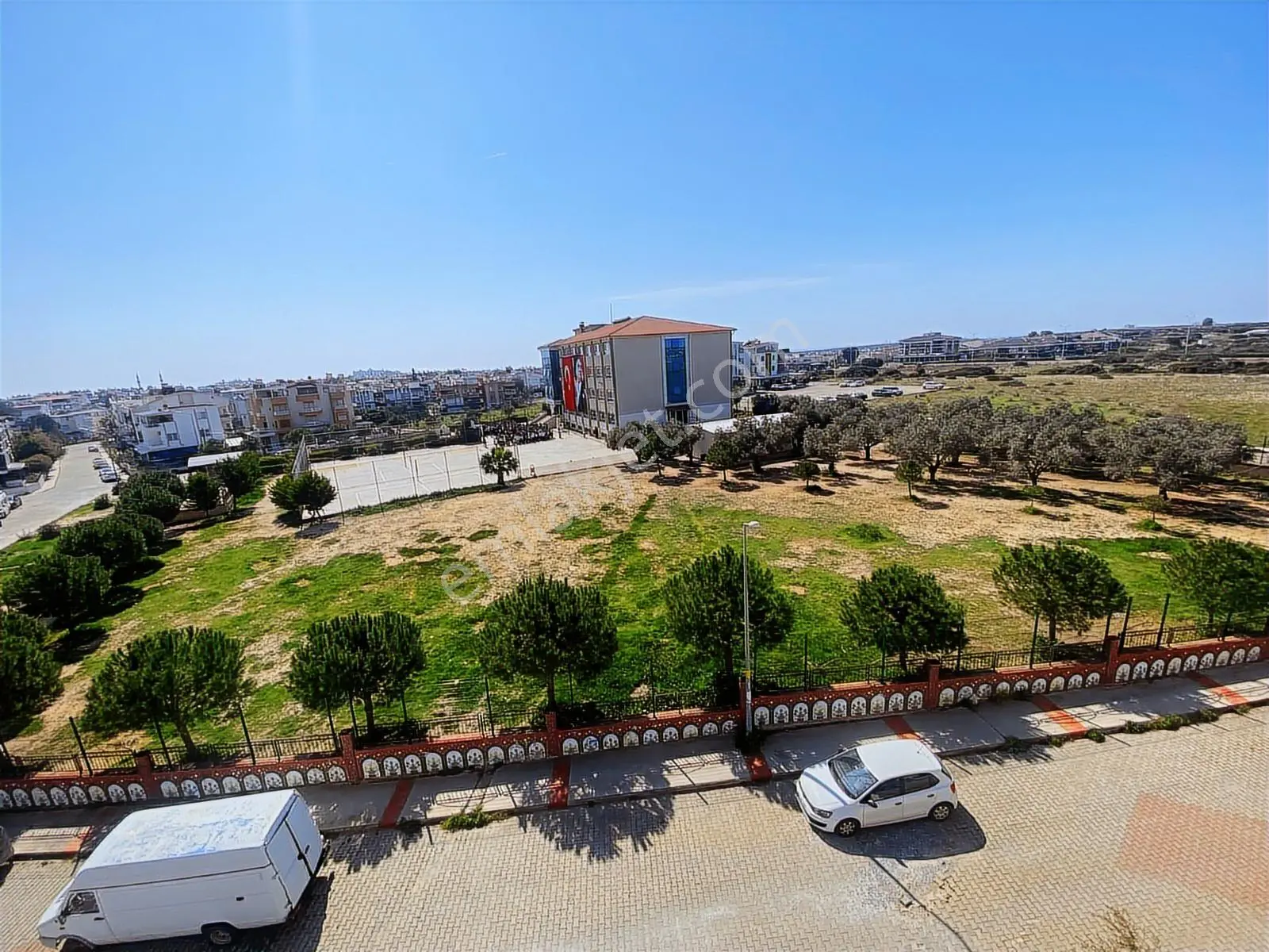 Didim Efeler'de Okul Yanı Bakımlı Dubleks - Görsel 33