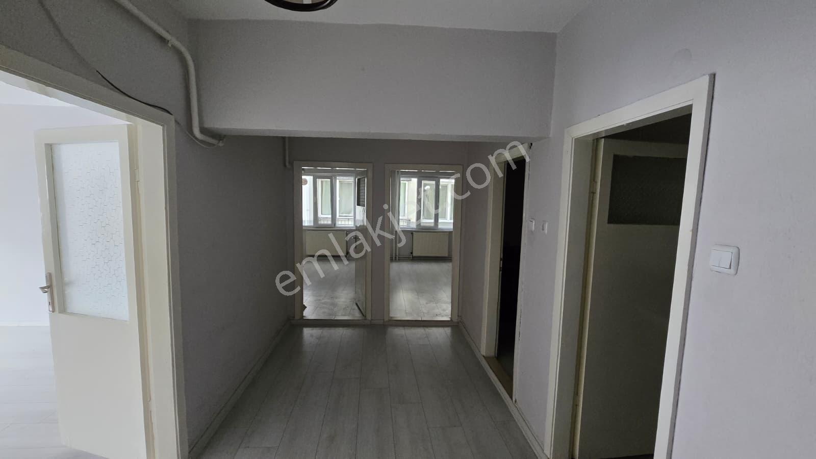 Turkuaz Emlak'tan Park Afyon Karşısında 3+1 Kiralık Daire - Görsel 4