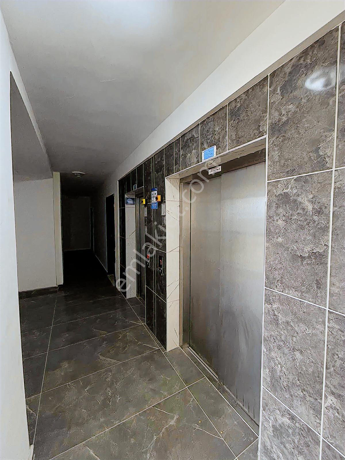 Kule Park'tan Carkıpare'de Azkatlı Yenı Yapı Uygun 1+1 - Görsel 21