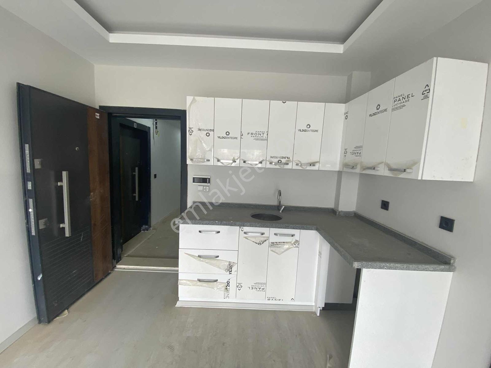 Kozan Yolu Bulvar Üzeri 2+1 Açık Mutfak Site İçi Az Katlı - Görsel 22
