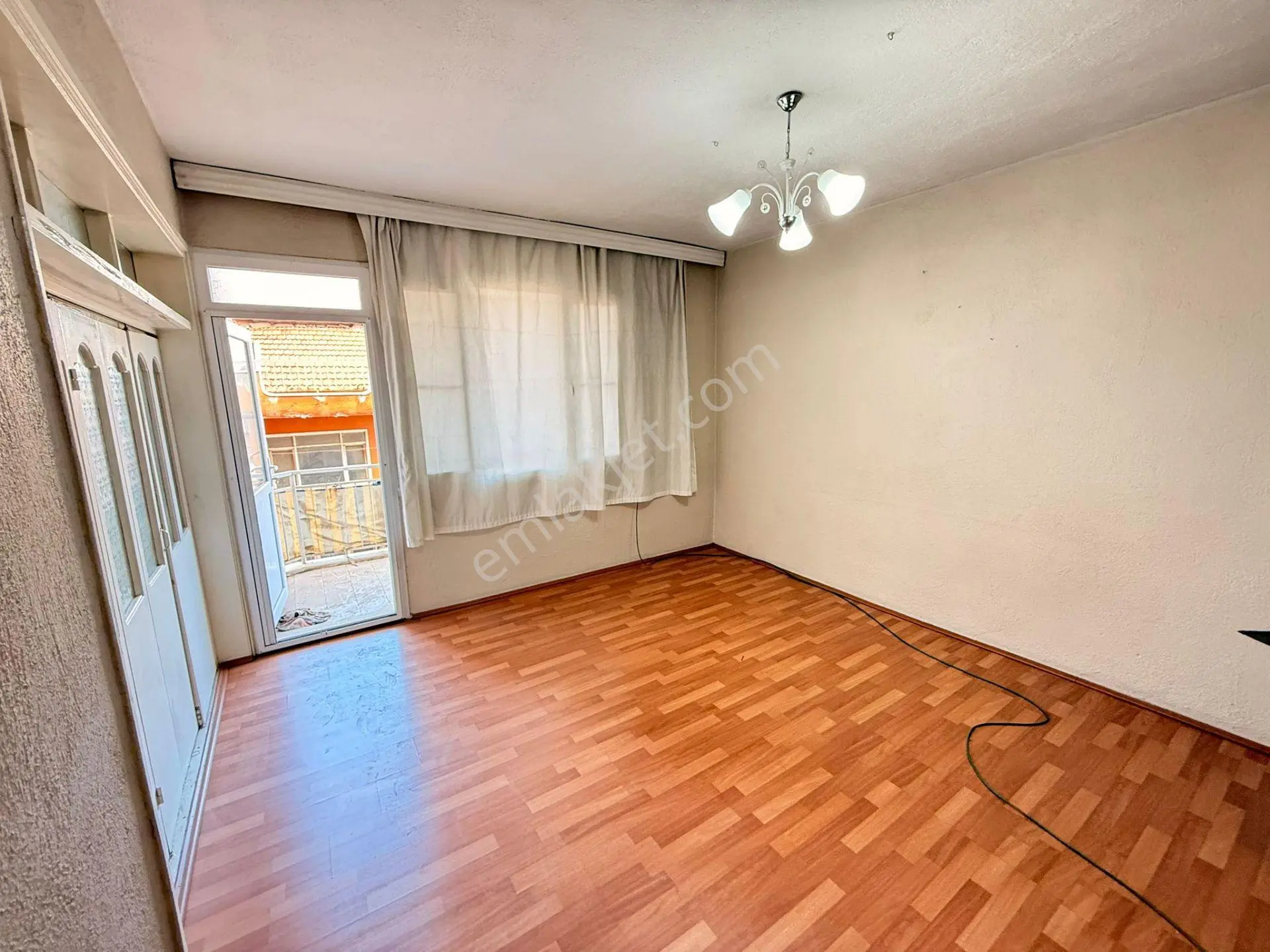 Manisa Alaşehir Alper Gayrimenkulden Cuma Pazarında Satılık 130m2 3+1 Daire - Görsel 5
