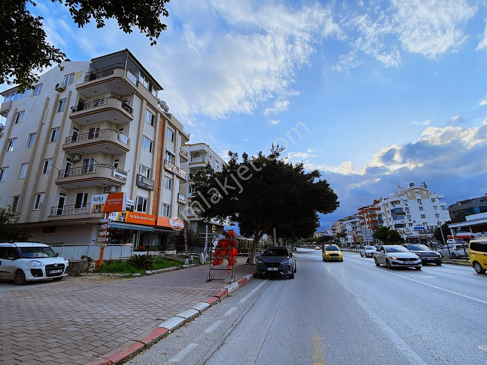 Arapsuyu Satılık 5+1 Cadde Üzerinde Yatırımlık Daire - Görsel 2