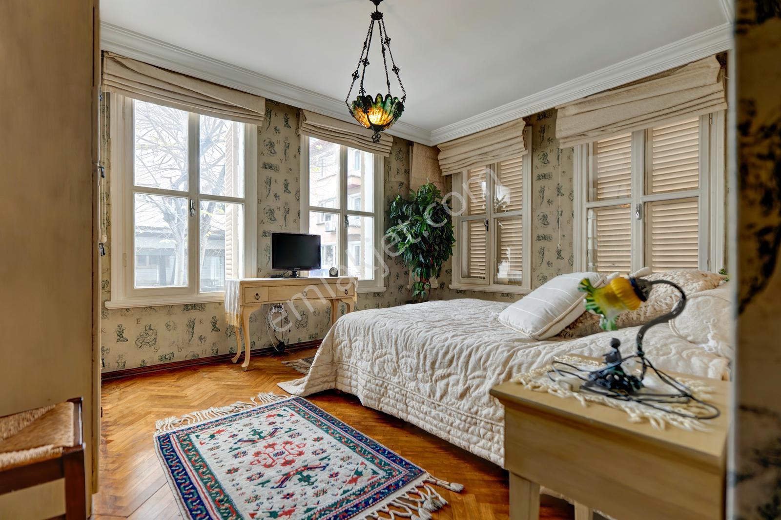 Boğazın Kalbinde Beylerbeyi İskele 'de Prestijli 4+1 Yalı Daire - Görsel 26
