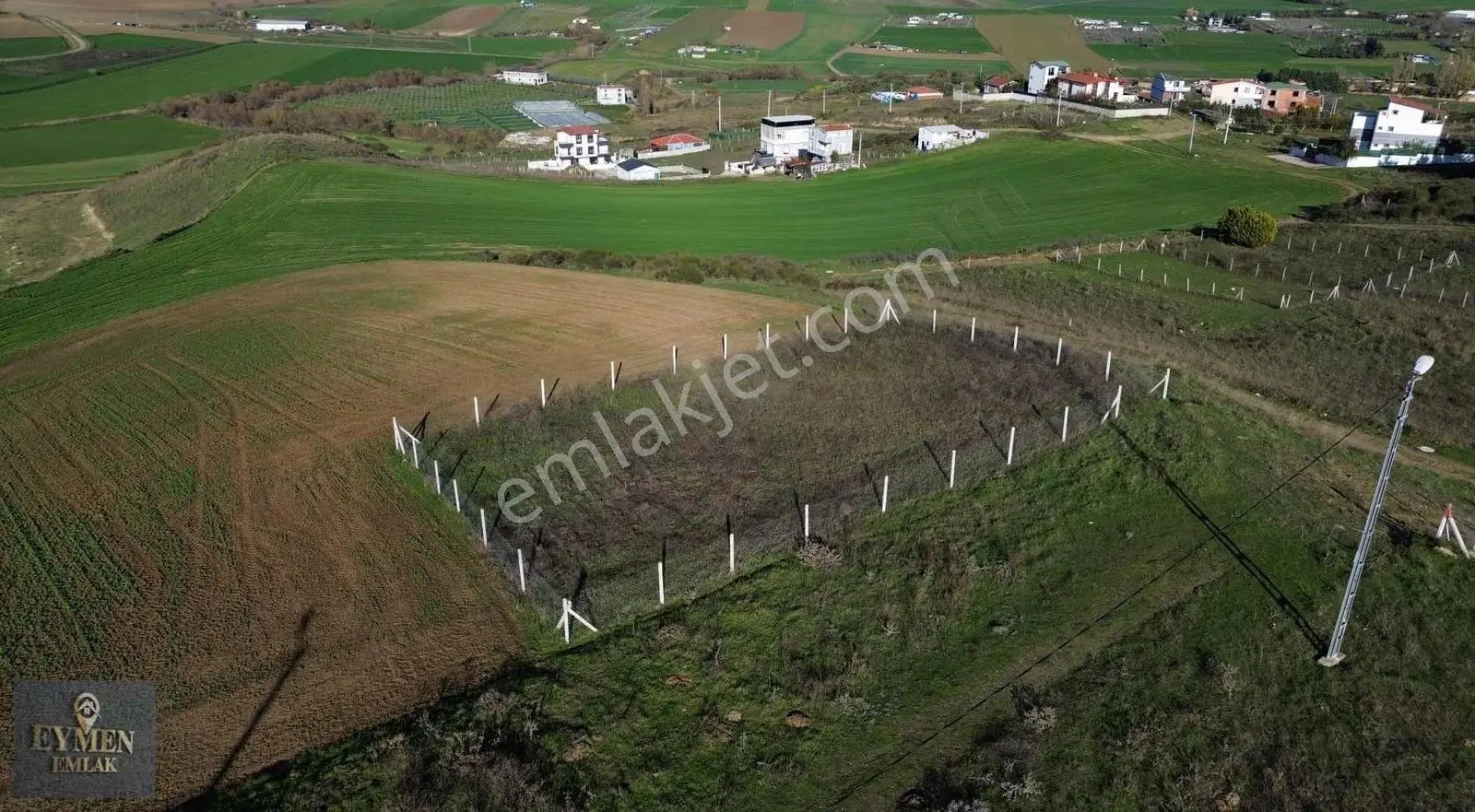 İmar İçinde Telle Çevrili 600m Arsa