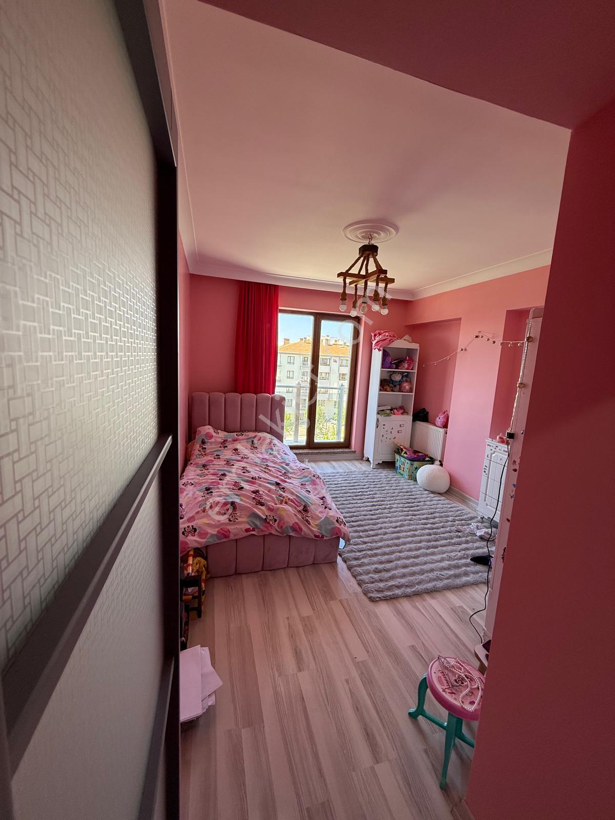 6+2 Katta Dublex Daire Teraslı Daire İki Ayrı Girişli Dubleks Asansörlü Giyinme Odalı - Görsel 12