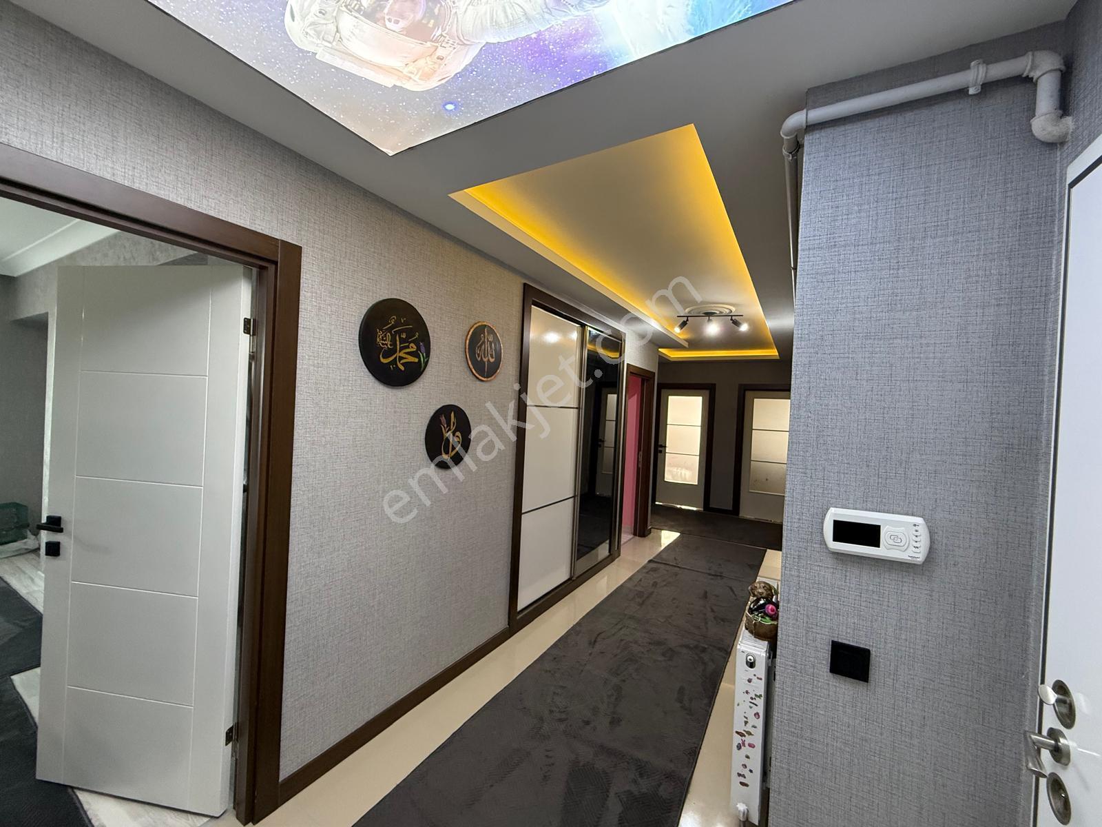 6+2 Katta Dublex Daire Teraslı Daire İki Ayrı Girişli Dubleks Asansörlü Giyinme Odalı - Görsel 6