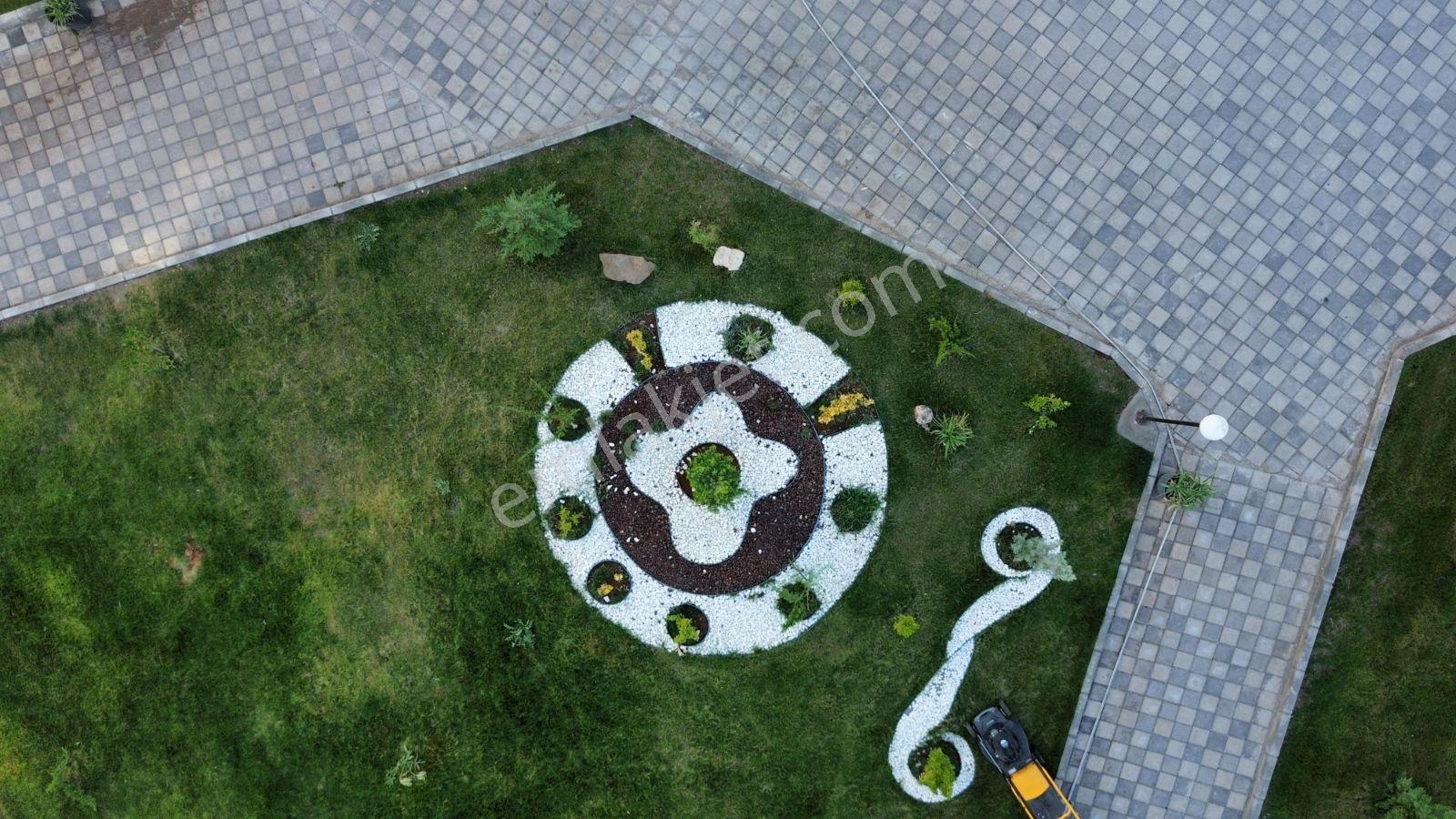 Rota'dan Mehmetçik'te Lüks Sitede Kiralık 5+1 Daire - Görsel 24