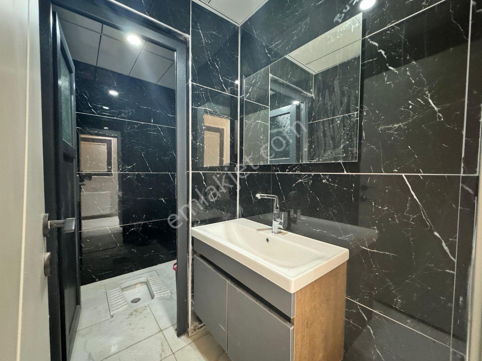 Rota'dan Mehmetçik'te Lüks Sitede Kiralık 5+1 Daire - Görsel 4