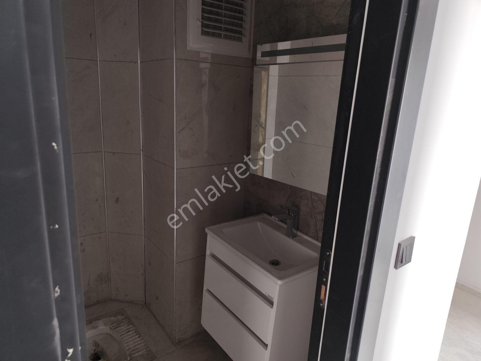 Tarlak Sitesinde Ara Kat Kiralık Dairemiz Sıfırdır - Görsel 18