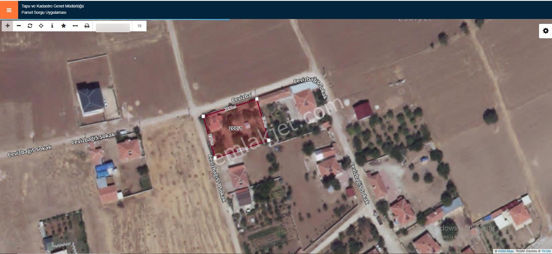 Boztepe'de Köşe Başında 1000 M² Satılık Arsa: Müştemilatlı - Görsel 9