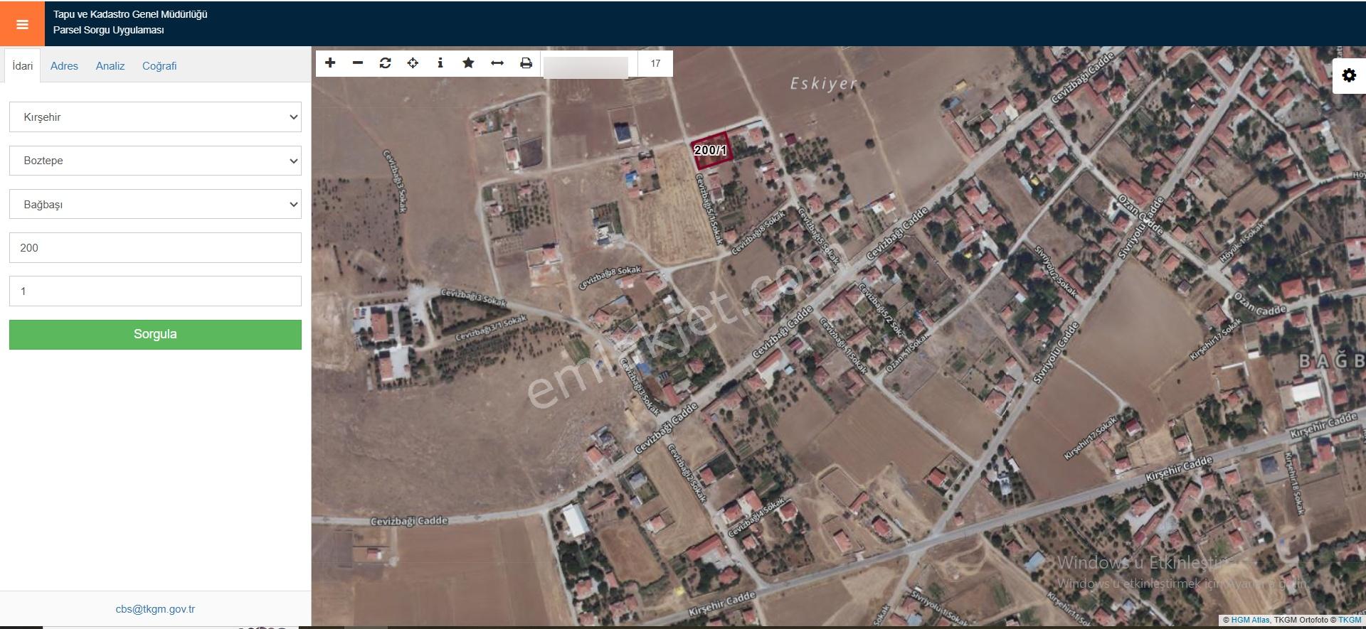 Boztepe'de Köşe Başında 1000 M² Satılık Arsa: Müştemilatlı