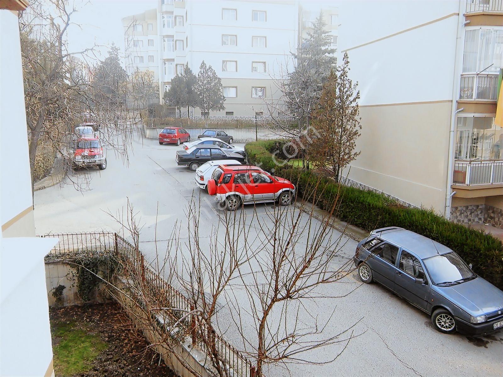 Kartal'dan Cadde Üzeri Ara Kat Merkezi Sistem 3+1 - Görsel 22