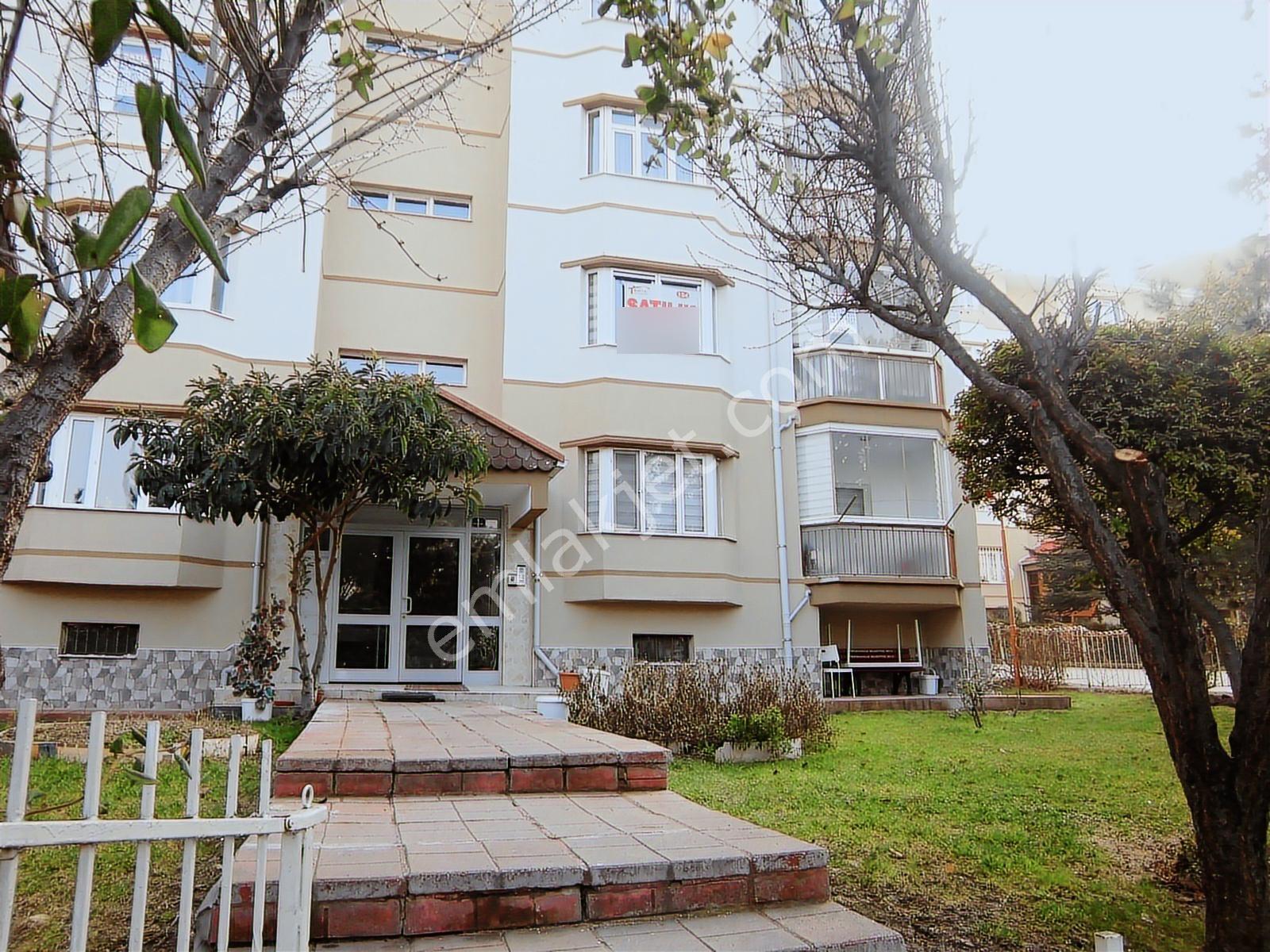 Kartal'dan Cadde Üzeri Ara Kat Merkezi Sistem 3+1