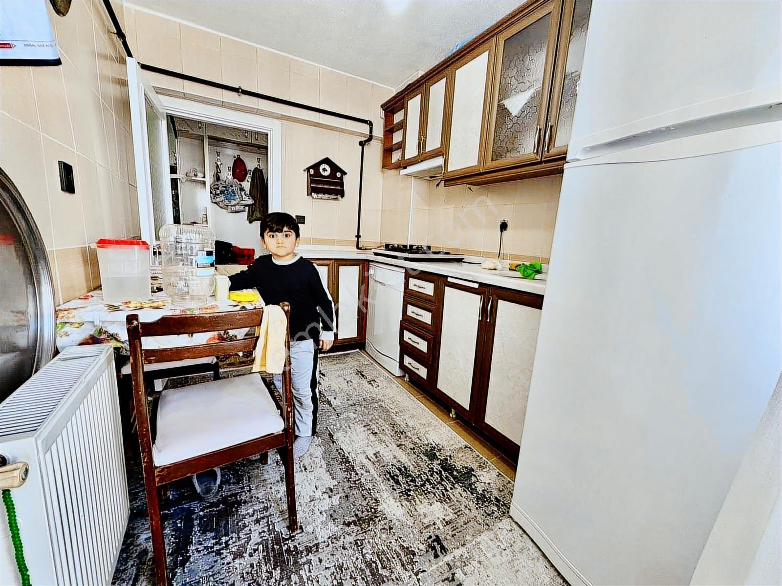 Avantajdan Yeşilbayır Cadde Üzerinde Harika Lokasyonlu 3+1 Daire - Görsel 17