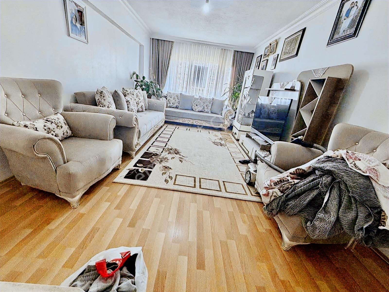Avantajdan Yeşilbayır Cadde Üzerinde Harika Lokasyonlu 3+1 Daire