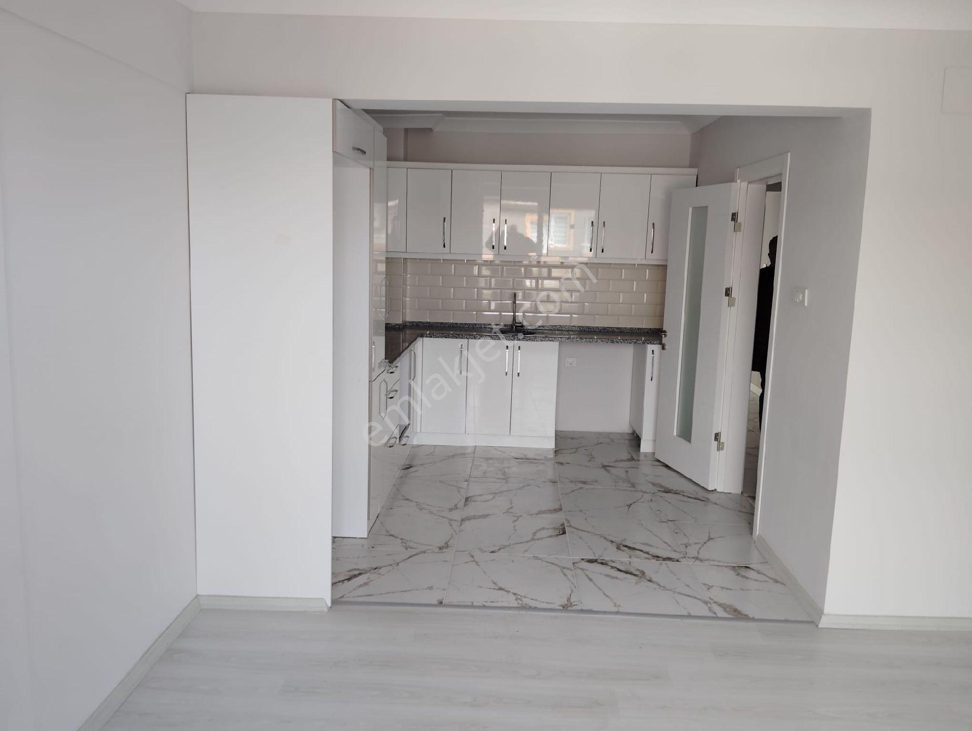 Yeni Garaj Yanı Satılık - Görsel 19