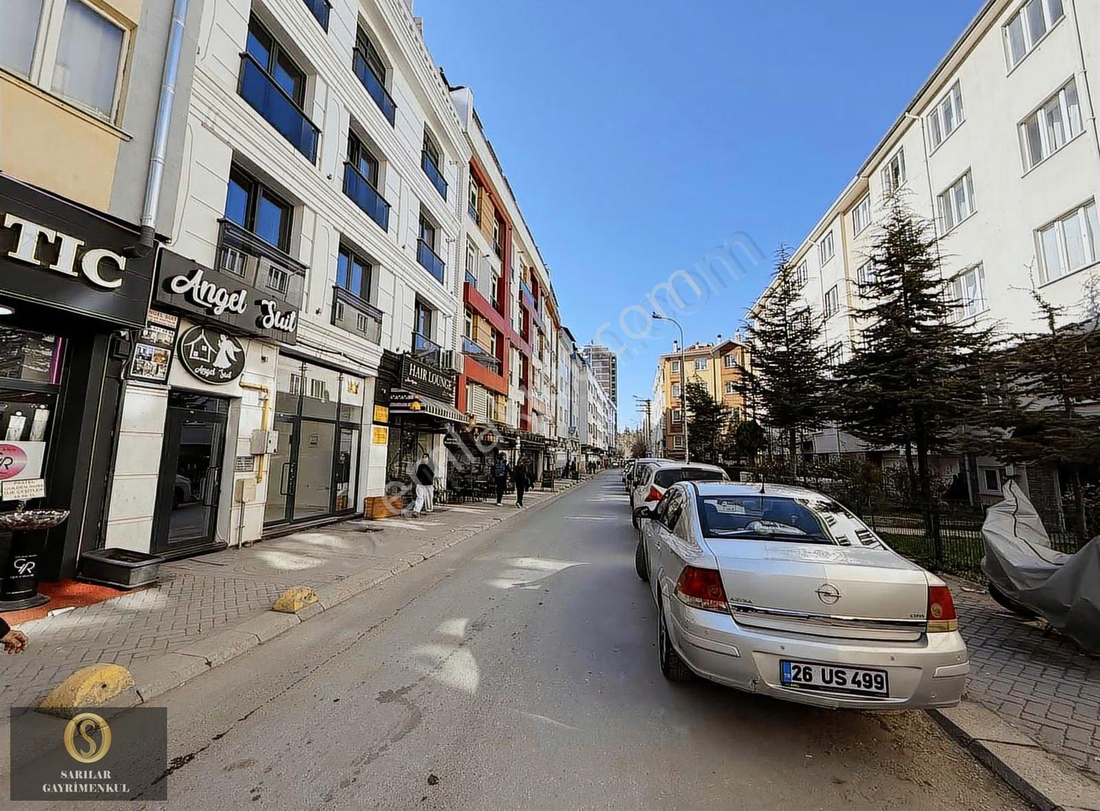 Üniversite Yakını Harika Konum Satılık 1+1 Geniş Daire - Görsel 16