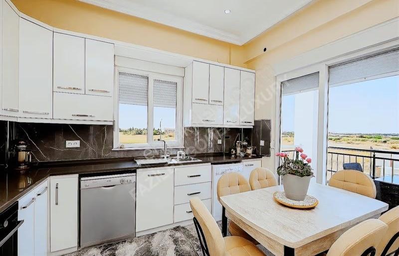 Döşemealtı Çığlık'ta 752m² Arsa İçinde 4+1 Tripleks Ev - Görsel 13