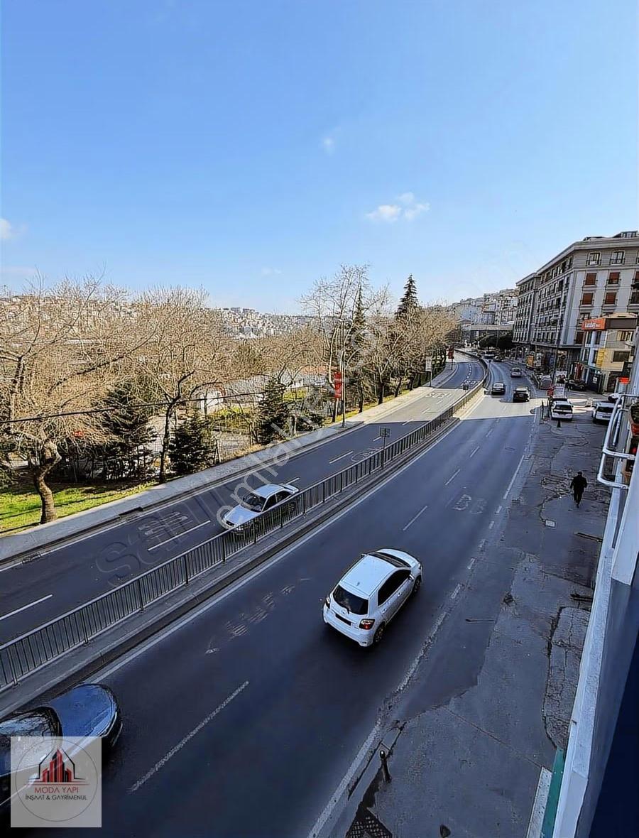 Tramvay Karşısı Net 150 M2 Cadde Üzeri Şömineli E.banyolu Daire. - Görsel 6