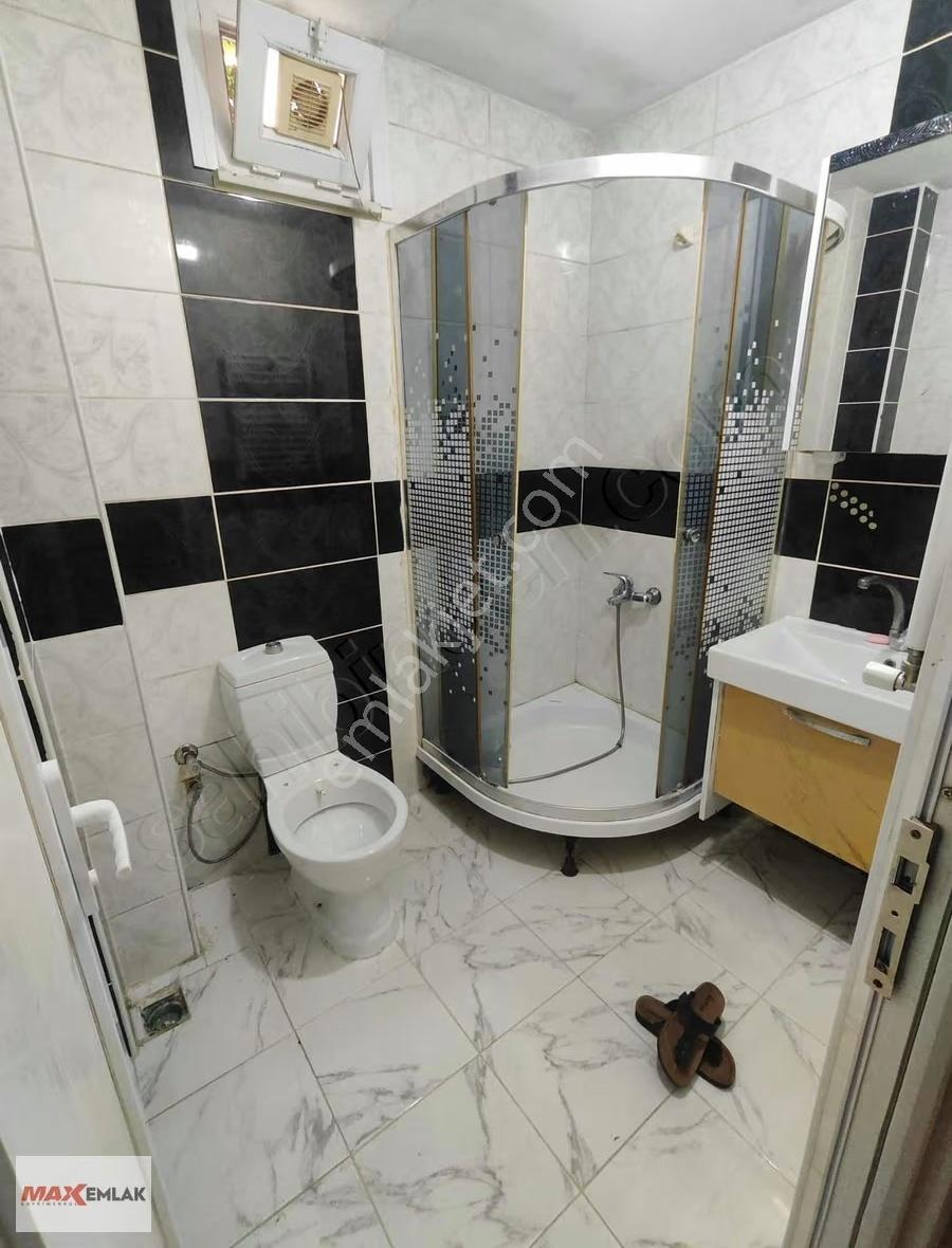 Dereağzı Mah Sınırsız Kredili 1+1 İskanlı Etrafı Açık Bahçe Katı - Görsel 2