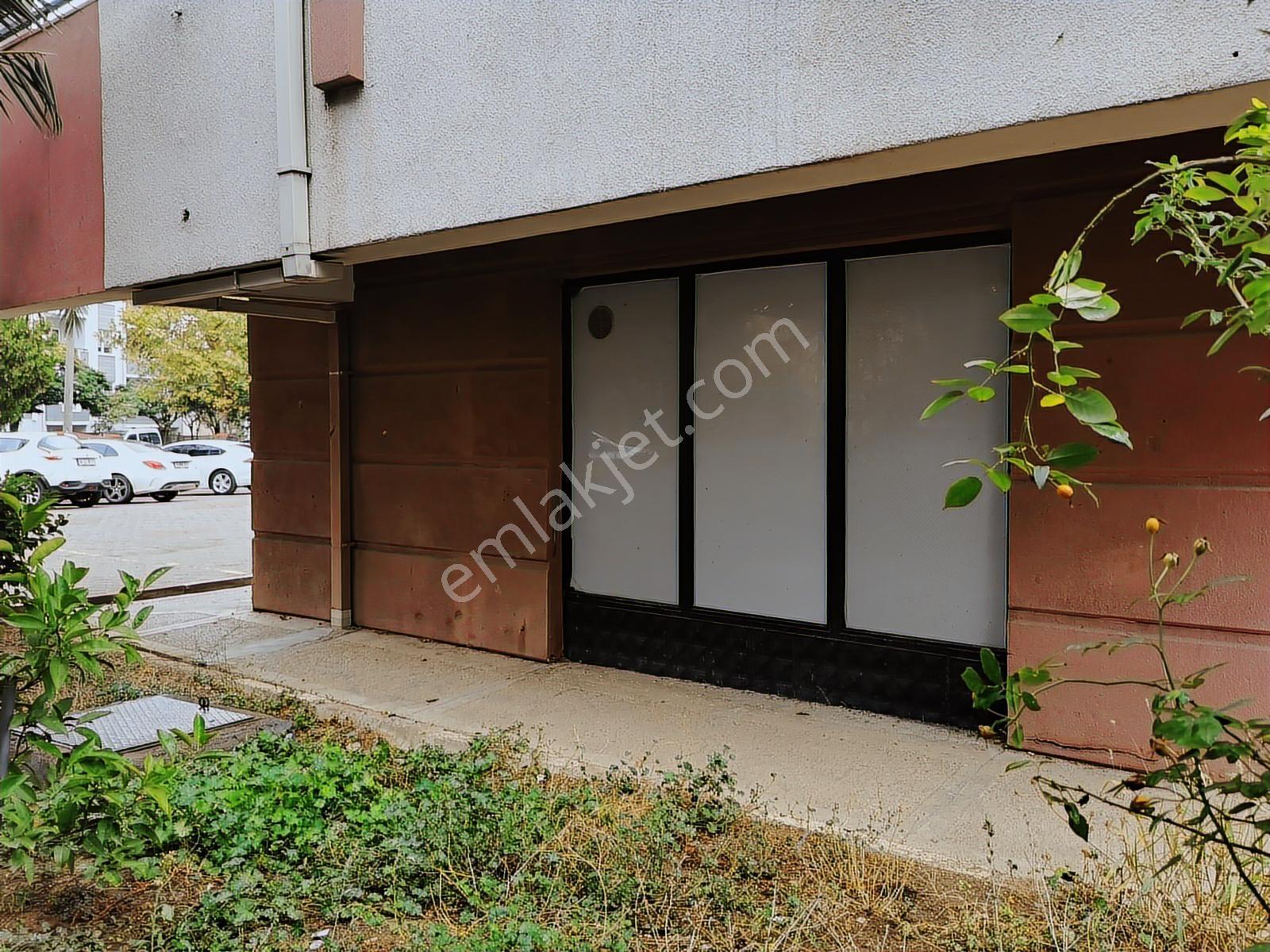 Century 21 Ewa'dan Site İçinde Satılık Köşe Dükkan !!! - Görsel 11