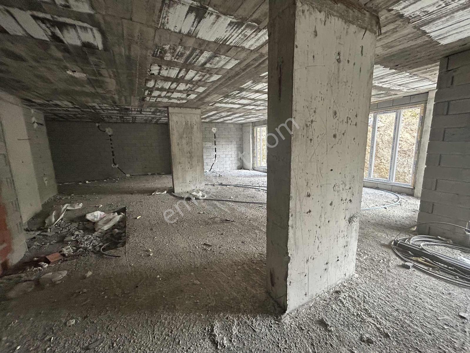 Altın Emlak Trabzon Çukurçayırda 550 Metre Kare Kiralık Dükkan - Görsel 7
