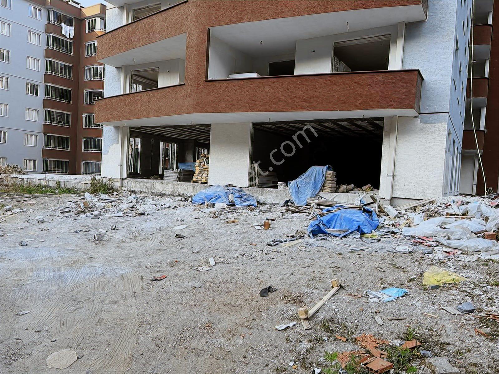 Altın Emlak Trabzon Çukurçayırda Kiralık 250 Metre Kare Dükkan - Görsel 2