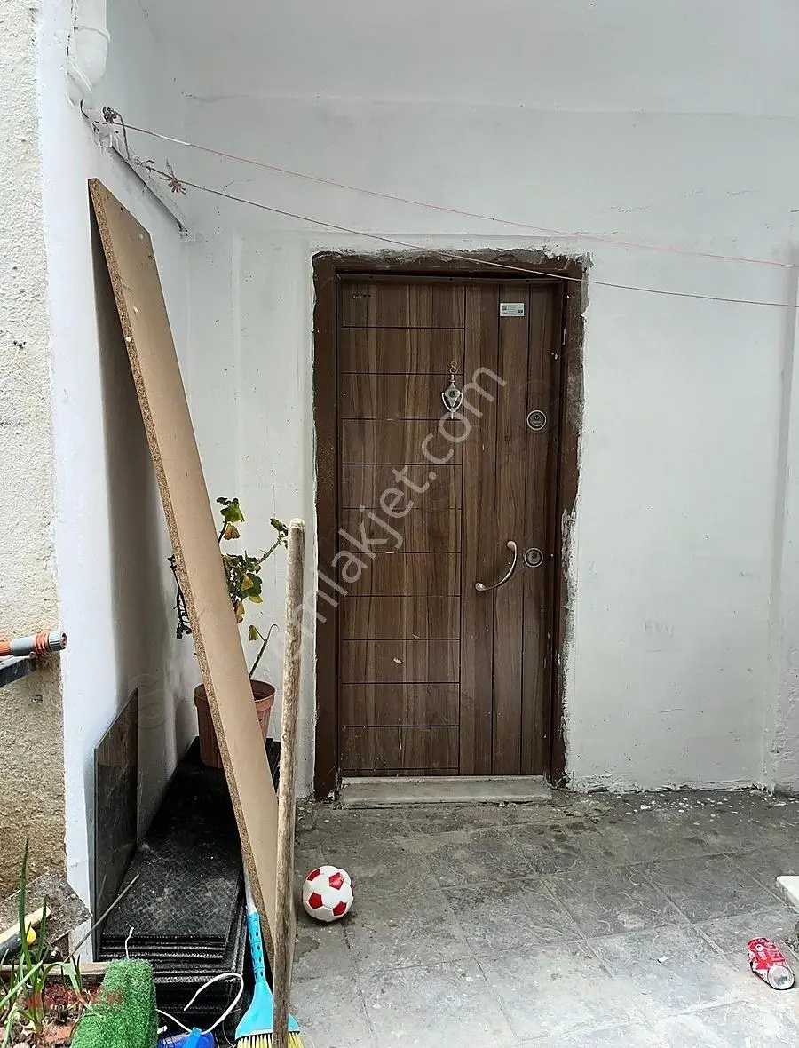 Bağcılar Çınar Mah.2+1 Bahçe Kat Daire - Görsel 3