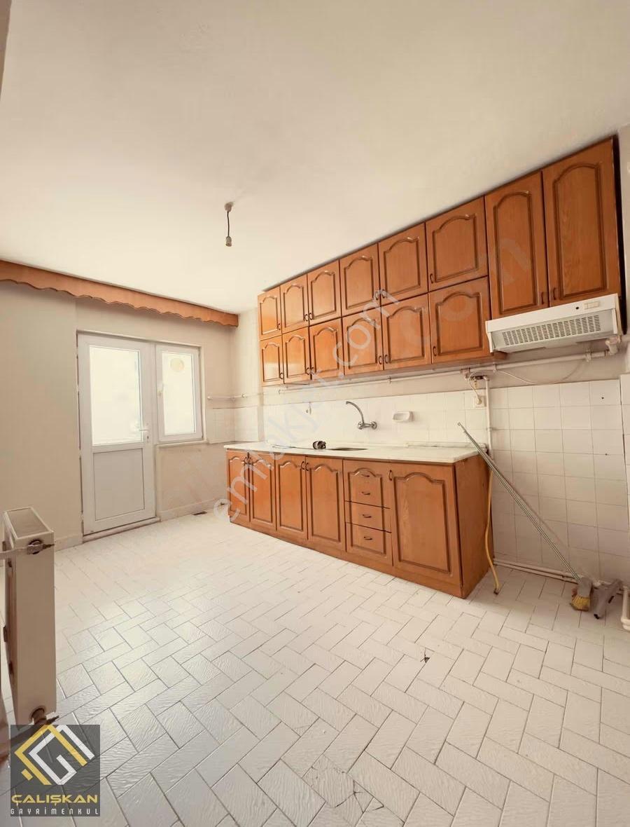 Site/teras Park Üstünde/manzaralı/ferah/her Odada Balkon 3+1 - Görsel 26