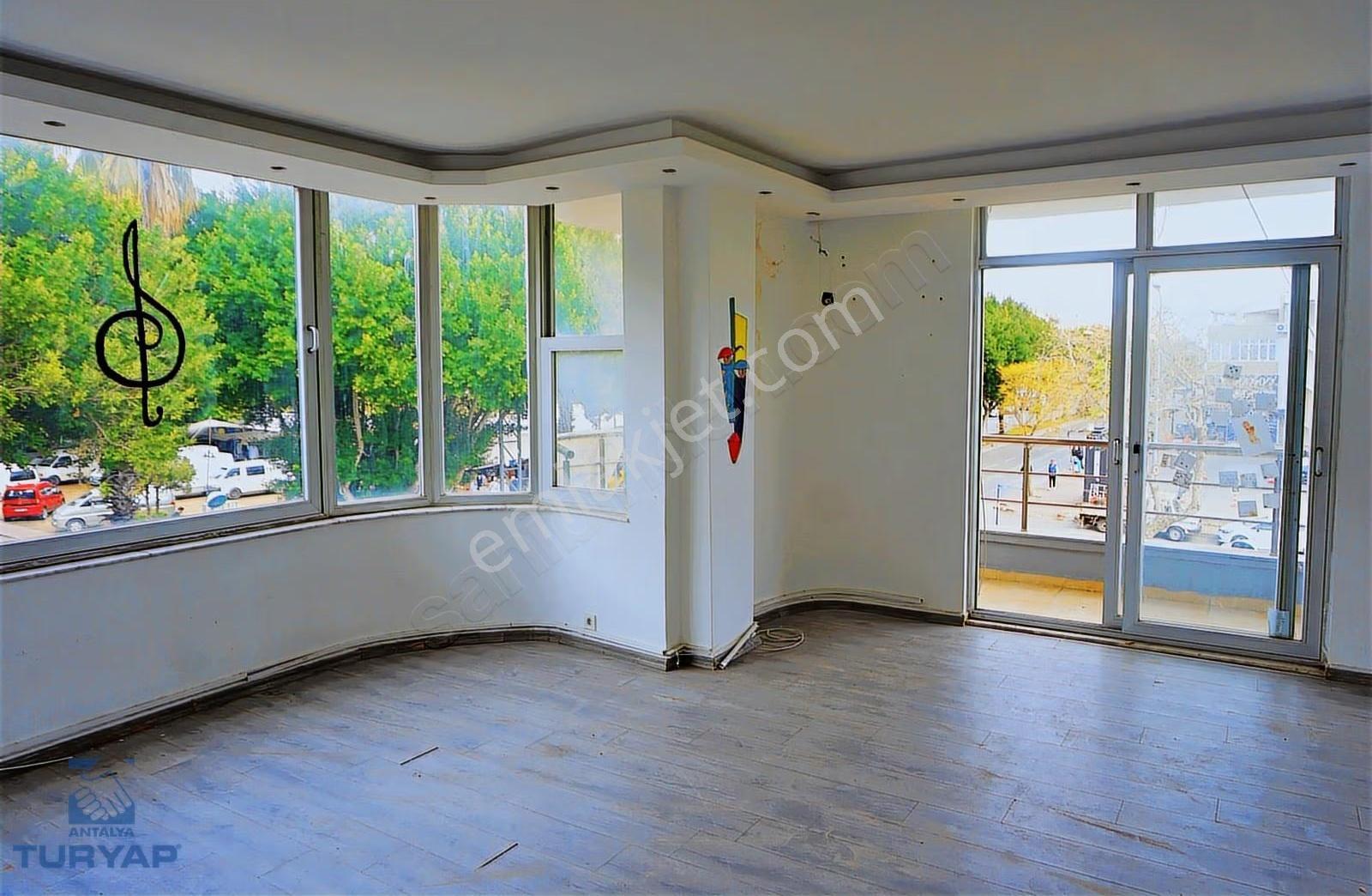 İsmet Gökşen Caddesi Üzerinde Kiralık (6+1 ) Dubleks Ofis - Görsel 6