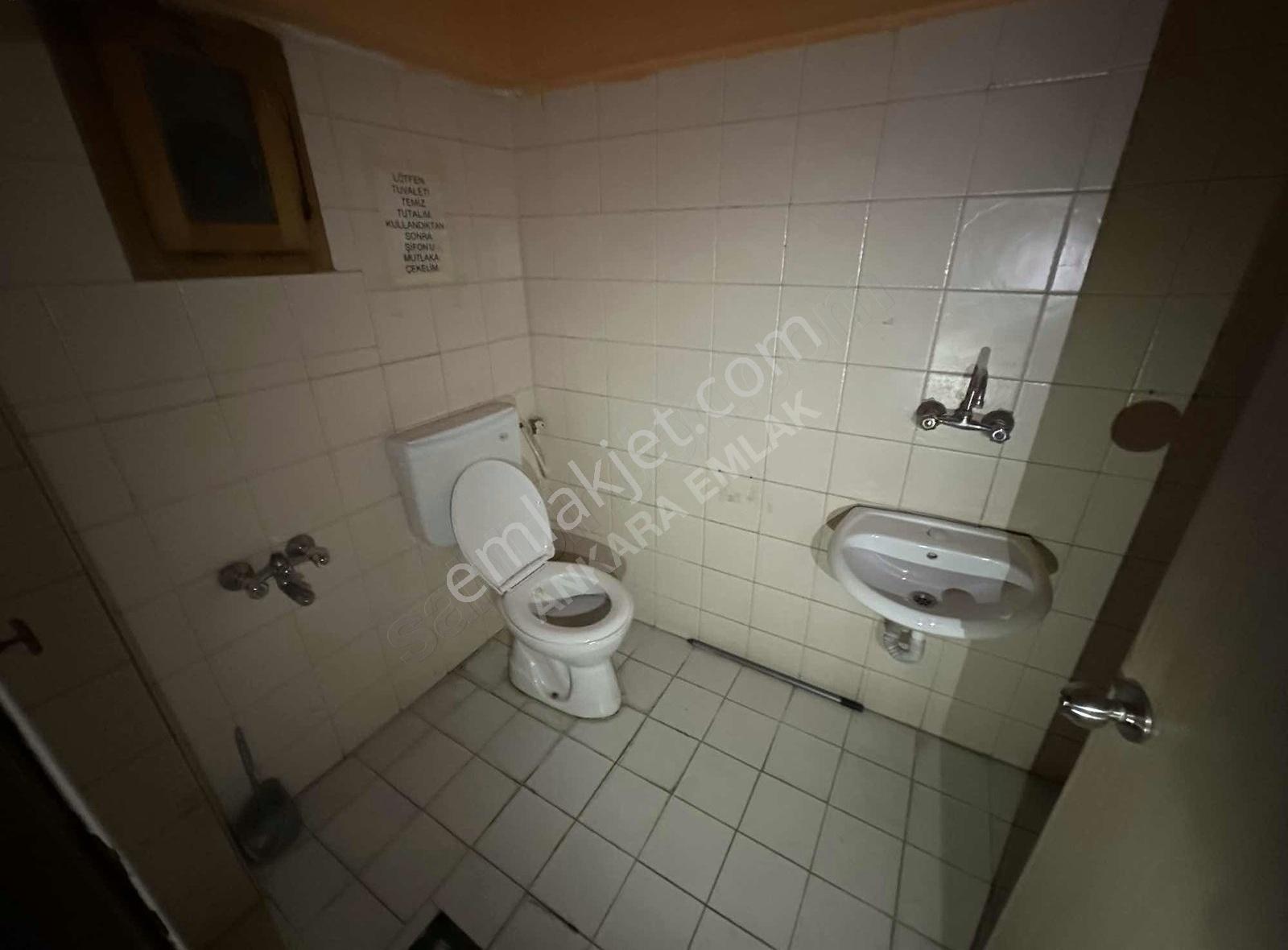 Ankara Emlak'tan Strazburg Caddesinde 3.kat 2+1 Kiralık Ofis - Görsel 11