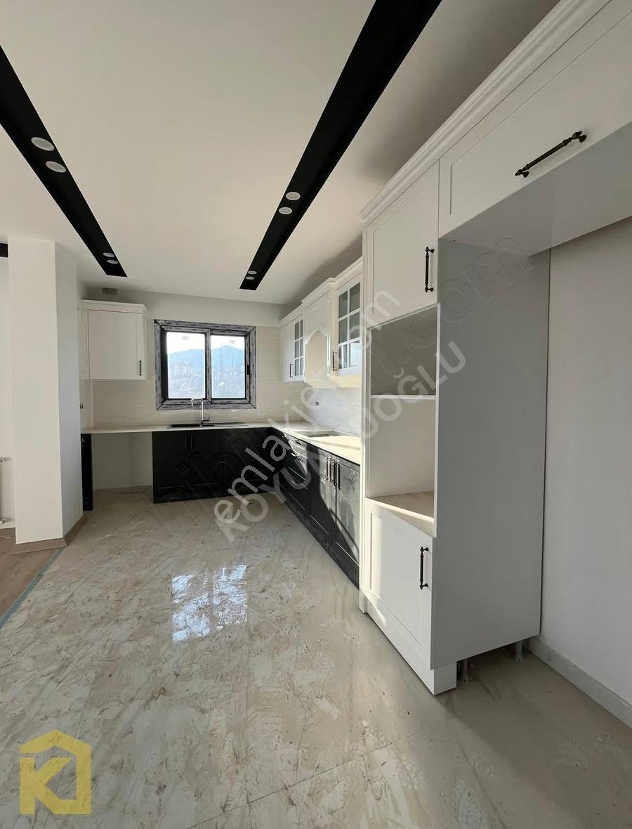 Erma Rezidans'ta Kiralık 4+1 Manzaralı Daire - Görsel 6