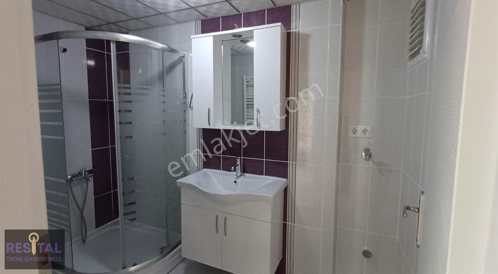 Çanakkale Merkez Troya Caddesinde Kiralık 3+1 120 M2 - Görsel 13